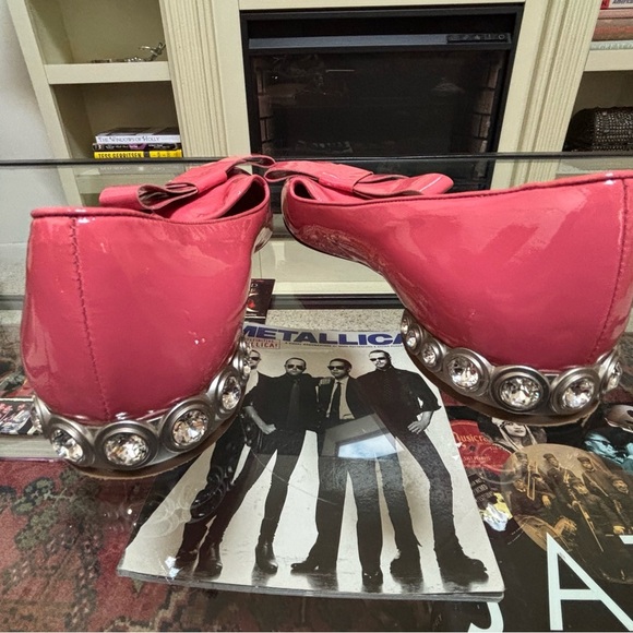 💗 Miu Miu Pink Patent Leather Flats – Size 39.5 (US 9.5) 💗